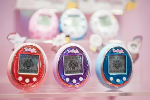 «Где купить тамагочи?» Запрет телефонов в школах вызвал повышение спроса на ретроигрушки «Где купить тамагочи?» Запрет телефонов в школах вызвал повышение спроса на ретроигрушки