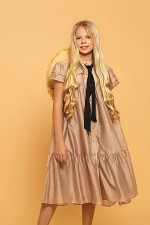 Бежевое платье с рукавами-фонариками Zhanna & Anna Бежевое платье с рукавами-фонариками Zhanna & Anna