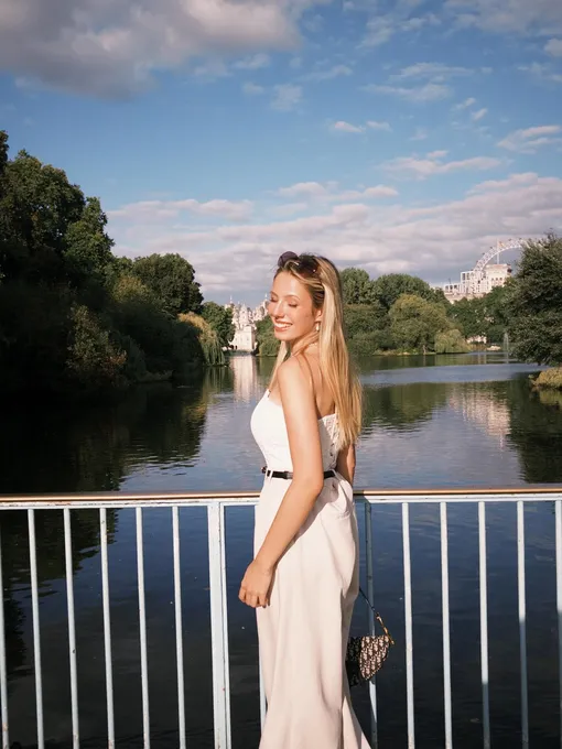 Вера Алдонина Вера Алдонина