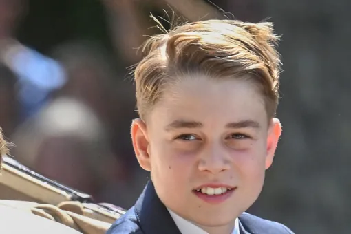 Новое фото принца Джорджа: что означает необычный аксессуар британского наследника