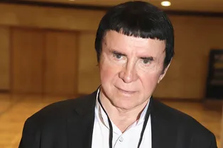 Директор 86-летнего Анатолия Кашпировского прокомментировал сообщения о его госпитализации с раком Директор 86-летнего Анатолия Кашпировского прокомментировал сообщения о его госпитализации с раком