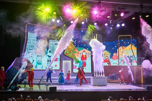 Научная Ёлка WOW!HOW? 2023 Научная Ёлка WOW!HOW? 2023