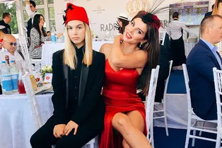 «Изменила мою жизнь»: Анна Седокова трогательно поздравила старшую дочь с днем рождения «Изменила мою жизнь»: Анна Седокова трогательно поздравила старшую дочь с днем рождения