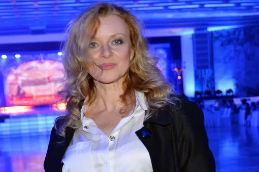 «Мамы-пуговки»: Анна Терехова выложила фото бабушки и матери в молодости «Мамы-пуговки»: Анна Терехова выложила фото бабушки и матери в молодости