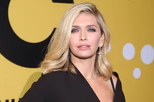 Вера Брежнева: «Мой муж и мама прячутся от бомбёжек в Киеве»