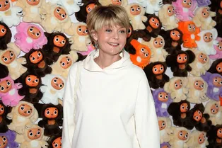 «Алентова в молодости»: Юлию Меньшову на новом фото сравнили с мамой