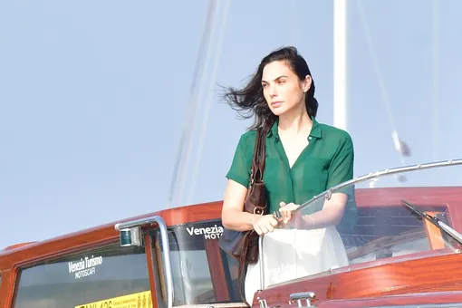 Как израильской актрисе удаётся преуспевать в карьере, семейной жизни да ещё и выглядеть на все сто — остаётся загадкой