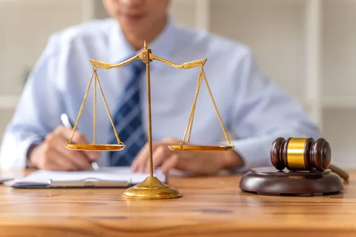 В Германии судят мужчину, который 15 лет насиловал жену и выкладывал видео в интернет В Германии судят мужчину, который 15 лет насиловал жену и выкладывал видео в интернет