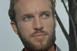 Умер актер Геннадий Нилов — легенда советского кино и звезда фильма «Три плюс два» Умер актер Геннадий Нилов — легенда советского кино и звезда фильма «Три плюс два»