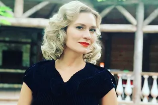 «Мой тыл, моя защита, мои герои»: Мария Машкова показала архивное фото с бабушкой и дедушкой