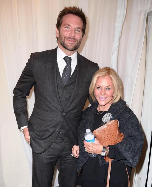 Брэдли Купер с мамой