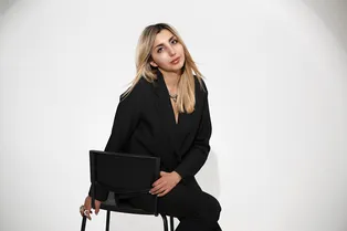 Режиссер Карина Коэстани – о спектакле «Отличное тело», РПП и новой экранизации классики