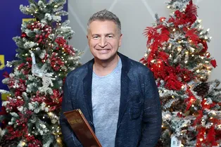 «Общая отметина»: Леонид Агутин и его дочь сделали одинаковые тату