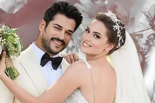 Звезда «Великолепного века» Бурак Озчивит показал фото с женой