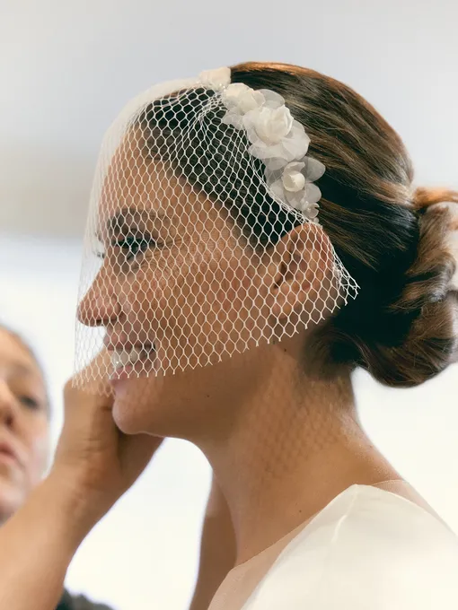 Агата Муцениеце в свадебной фате Агата Муцениеце в свадебной фате