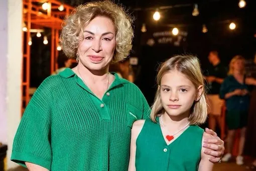 «Залезли в чужую квартиру»: мама Тимати объяснила, почему родителям важно знать, с кем дружат их дети «Залезли в чужую квартиру»: мама Тимати объяснила, почему родителям важно знать, с кем дружат их дети