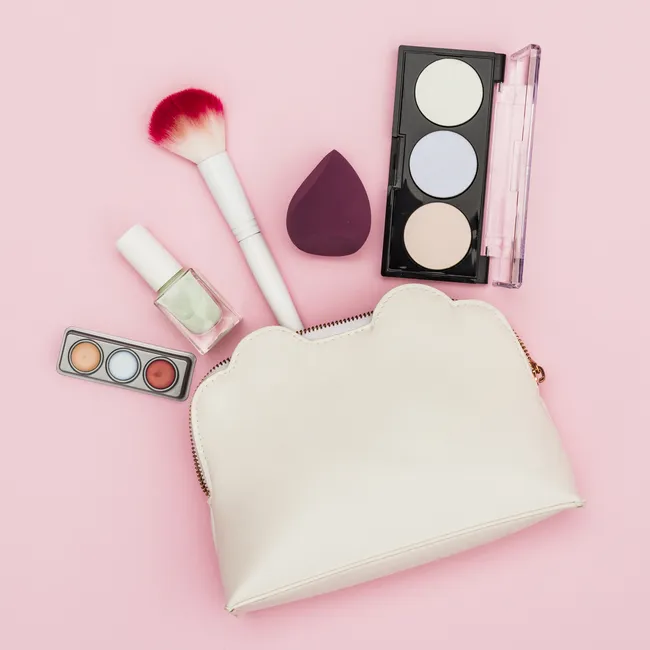 Цена косметички: сколько мы платим за уход в разном возрасте