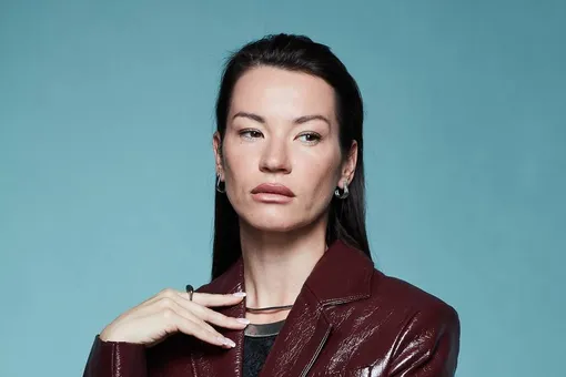 Ида Галич на концерте случайно согнала с места автора песен группы «Любэ» Ида Галич на концерте случайно согнала с места автора песен группы «Любэ»