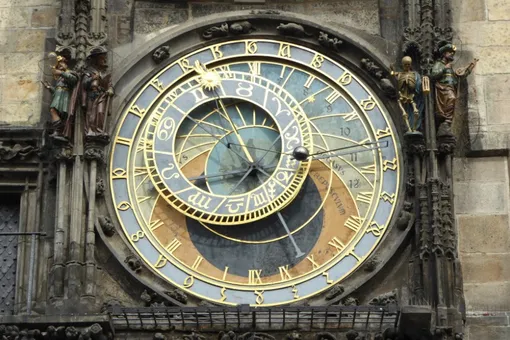 Вселенная работает за кулисами: какие знаки зодиака ждёт удача в декабре Вселенная работает за кулисами: какие знаки зодиака ждёт удача в декабре