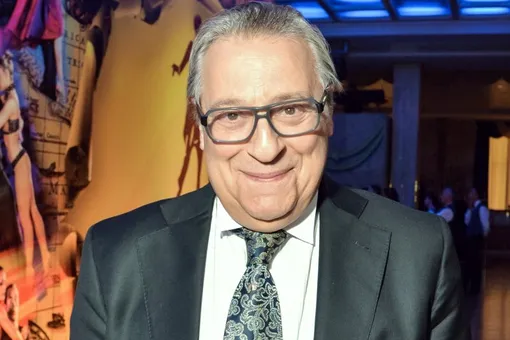 «Поставили кардиостимулятор»: Геннадий Хазанов впервые об операции на сердце «Поставили кардиостимулятор»: Геннадий Хазанов впервые об операции на сердце