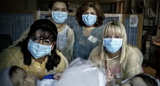 Команда медиков