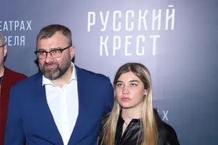 Пострадавший в ДТП с дочерью Пореченкова хоккеист до сих пор не вышел из комы. Родители девушки выступили с заявлением