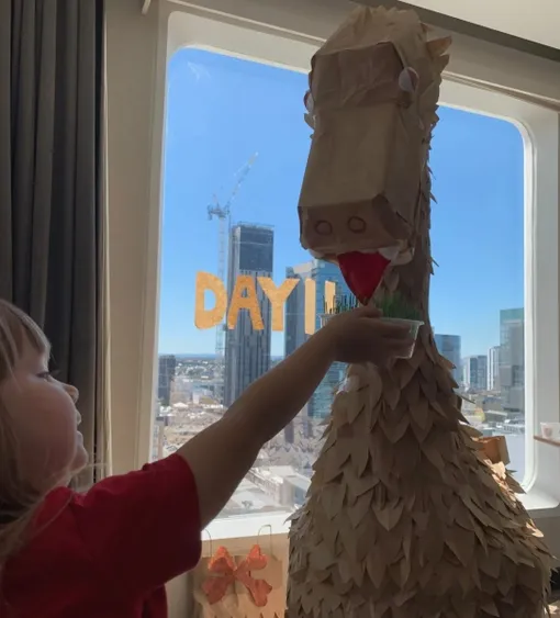 динозавр из пакетов своими руками