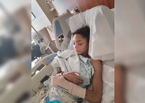 Дамиана в госпитале во время лечения Дамиана в госпитале во время лечения