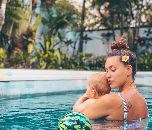 Регина Тодоренко с сыном Регина Тодоренко с сыном