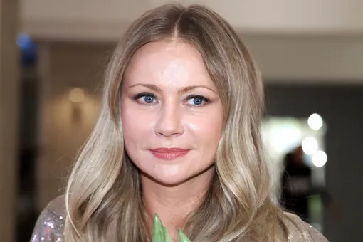 «Теперь вместе»: дочь Екатерины Градовой показала ее свадьбу с Андреем Мироновым «Теперь вместе»: дочь Екатерины Градовой показала ее свадьбу с Андреем Мироновым