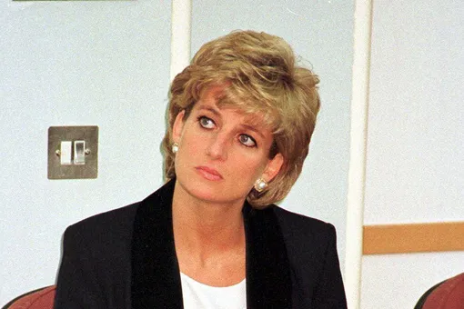 «Невыгодная сделка»: модельер Дианы раскрыла причину, по которой принцесса была несчастной «Невыгодная сделка»: модельер Дианы раскрыла причину, по которой принцесса была несчастной