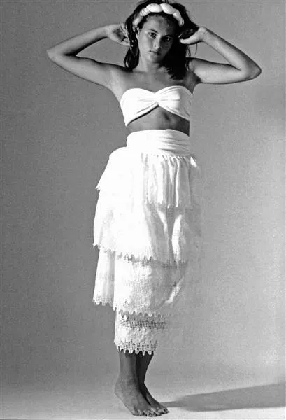 Мелания Трамп: биография, фото, как выглядела в юности, как начинала карьеру Мелания Трамп Мелания Трамп: биография, фото, как выглядела в юности, как начинала карьеру Мелания Трамп