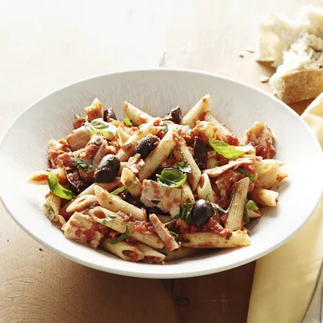 Как приготовить пасту, пиццу, суп и 8 салатов с тунцом. А ещё фаршированные яйца! Рецепты для дома с фото Как приготовить пасту, пиццу, суп и 8 салатов с тунцом. А ещё фаршированные яйца! Рецепты для дома с фото