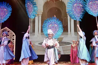 Спектакли, мюзиклы и фильмы: как провести октябрь и ноябрь всей семьей