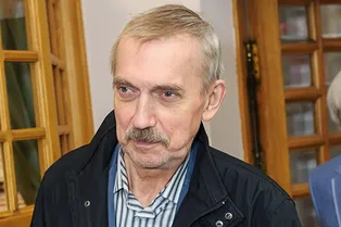 «История произошла чудесная»: Евгений Киндинов о беременности жены в 40 лет