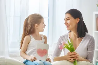 Детские стихи на 8 марта Детские стихи на 8 марта