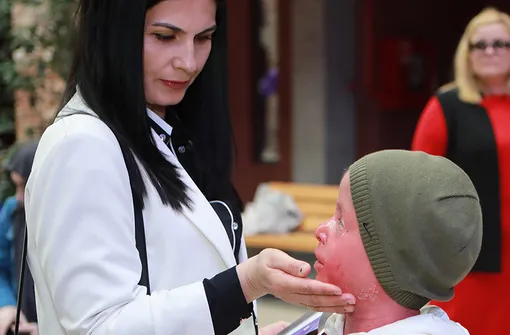 Сабина с сыном Рашидом