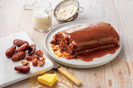 Сладкий ноябрь: груши в вине, пудинг с финиками и другие десерты