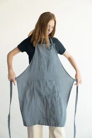 Фартук из мягкого льна,