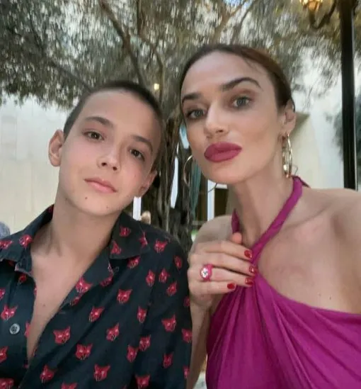 Анна Назареваның эротикалық суреттері Спермы секс бар қыздың видеосы