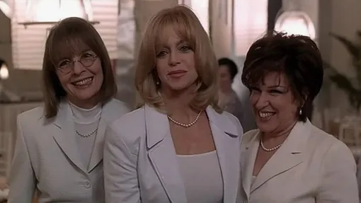 Дайан Китон, Голди Хоун и Бетт Мидлер в фильме «Клуб первых жён»