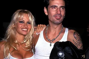 Блондинка и плохиш: история любви Памелы Андерсон и Томми Ли Блондинка и плохиш: история любви Памелы Андерсон и Томми Ли