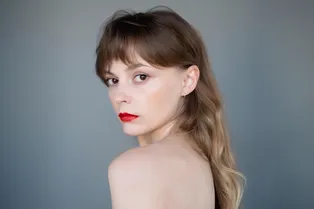 «Я не могу обманывать людей»: актриса Анастасия Пронина о том, как запустила успешный бизнес, а затем закрыла его