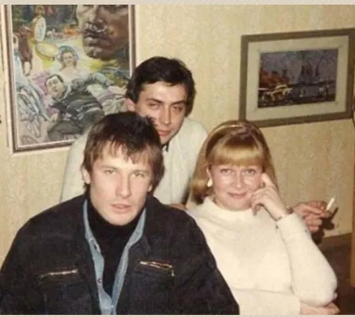 Наталья Гундарева в период романа с Сергеем Насибовым (слева)