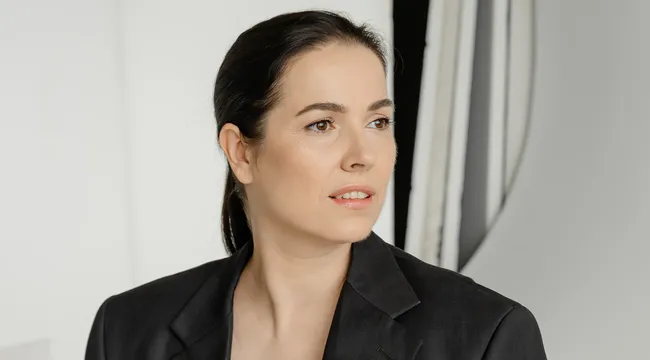 «Я больше не боюсь»: как женщина с ампутацией стала моделью