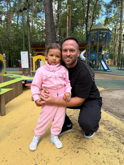 Алексей Столяров с дочерью Миланой