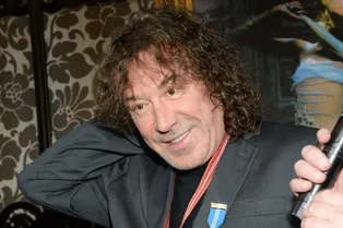 Бывшая жена Владимира Кузьмина терпела его измены Бывшая жена Владимира Кузьмина терпела его измены