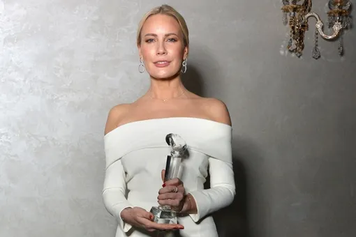 Нет, не беременна: Елена Летучая показала фигуру в бикини