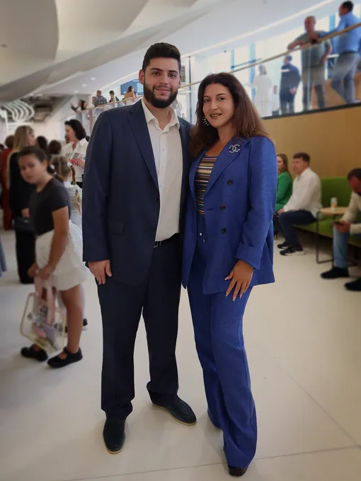 Жасмин с сыном Михаилом Жасмин с сыном Михаилом