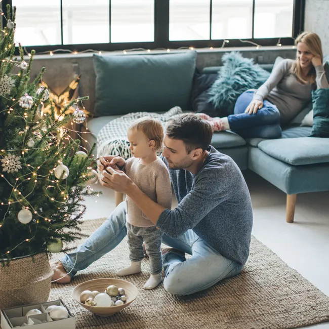 Половинка, «карандаш» или в горшке? Как выбрать правильную ёлку для вашего дома